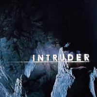 侵入者 暴かれる夫婦の秘密 | 原題 - Intruder